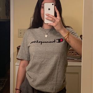 Champion T-shirt